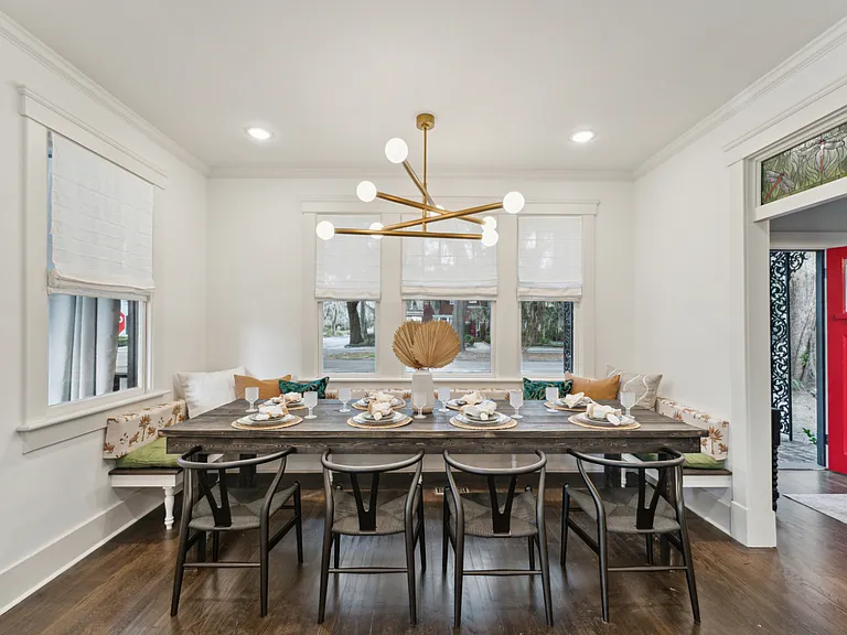 301 Washington Ave — Photo 15