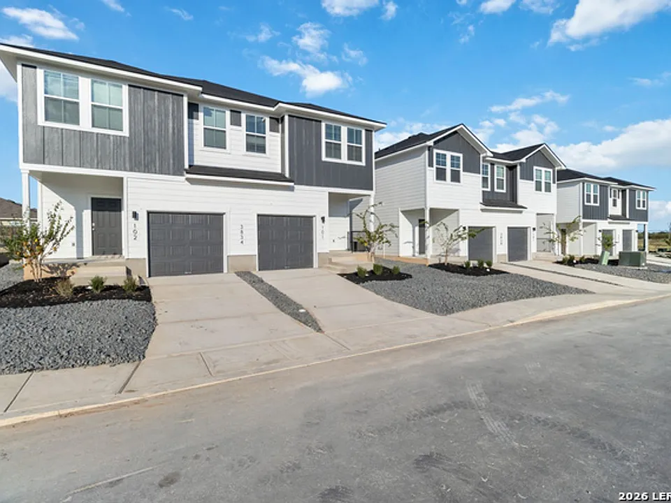 3908 Abbott Pass #101