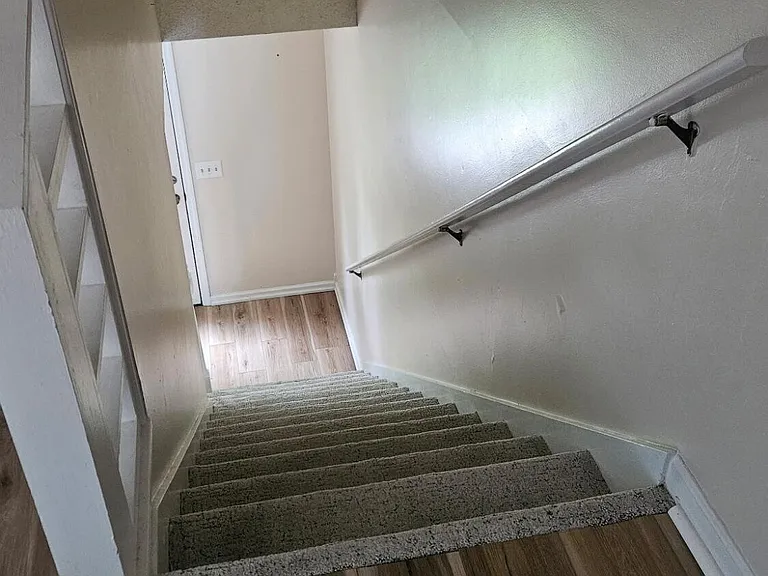 4336 Bluff City Hwy #B4 — Photo 12