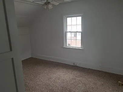 214 W 8th St — Photo 2