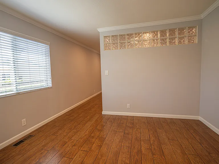 408 Fernando Ct — Photo 4