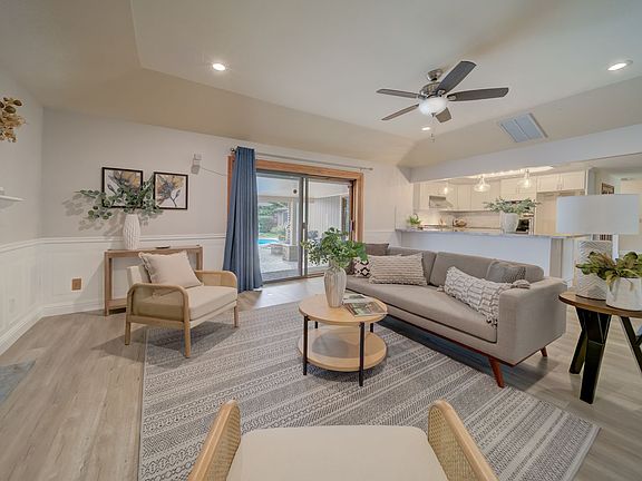 3rd image of 196 Auburn Way