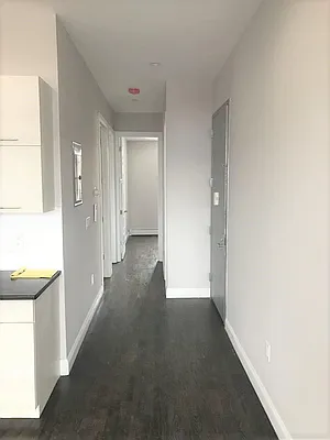 Rented by EXR | media 9