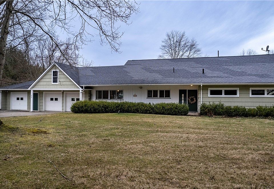 1st image of 6119 Oak Hill Dr