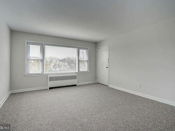 3rd image of 2601 Washington Blvd