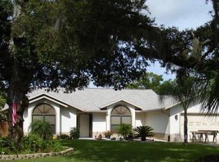 9870 Oak Trl, Micco, FL 32976