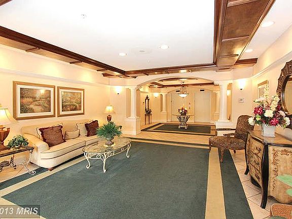 5th image of 2520 Waterside Dr Unit 308