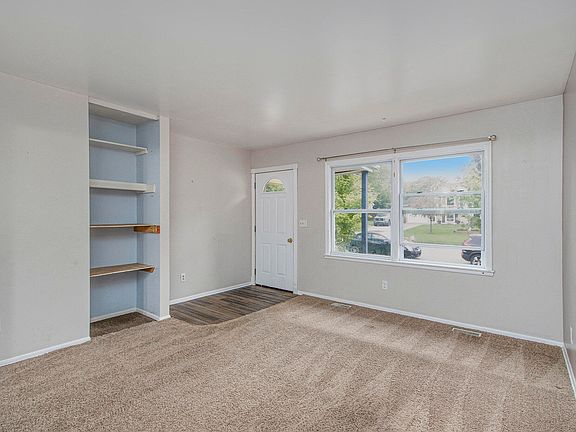 4th image of 424 Dorset St