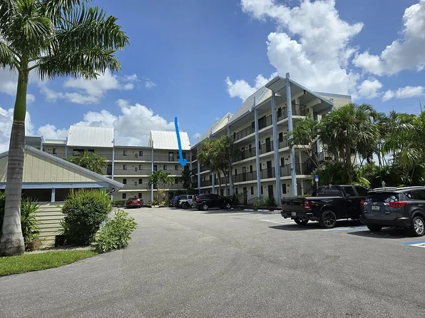 3454 Hancock Bridge Pkwy APT A11, North Fort Myers, FL 33903