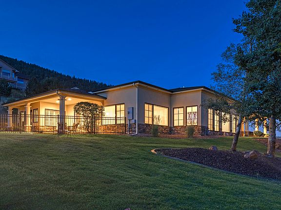 3rd image of 224 Mansion Heights Dr