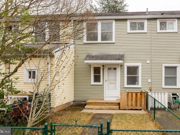 10 Laurel Hill Rd Unit K, Greenbelt, MD 20770