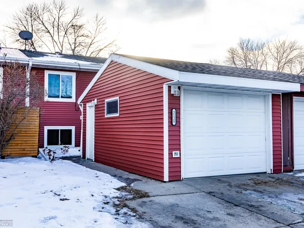 2125 2nd Ave E, West Fargo, ND 58078