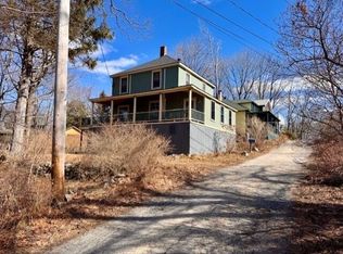 54 Elizabeth St, Portland, ME 04108