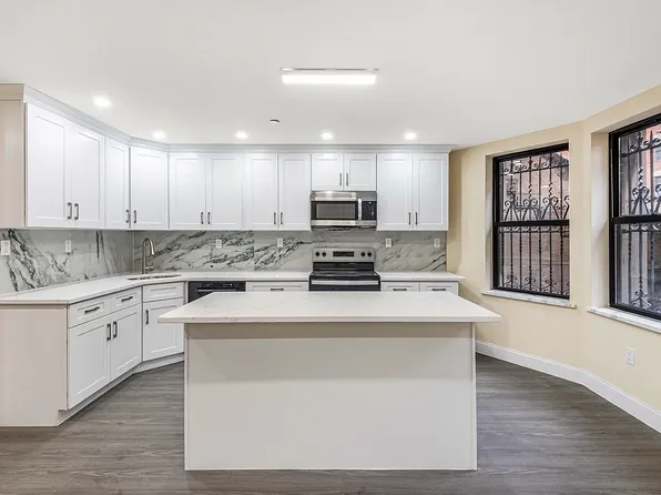 946 Saint Nicholas Avenue image 3 of 12