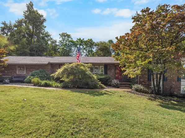 233 Crowfield Rd, Knoxville, TN 37922