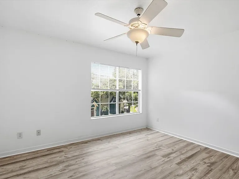 13703 Richmond Park Dr N #1706 — Photo 13