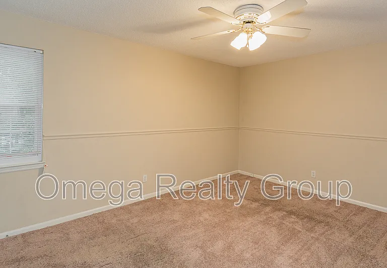 5653 Cheryl Dr — Photo 20