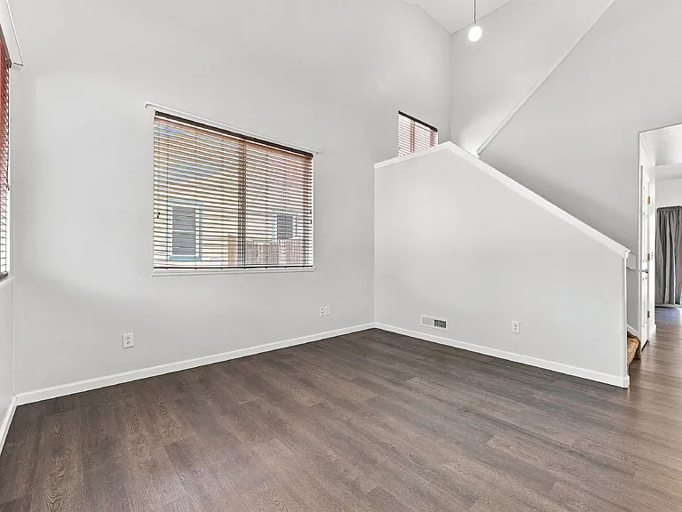 9468 Pony Gulch Way — Photo 2