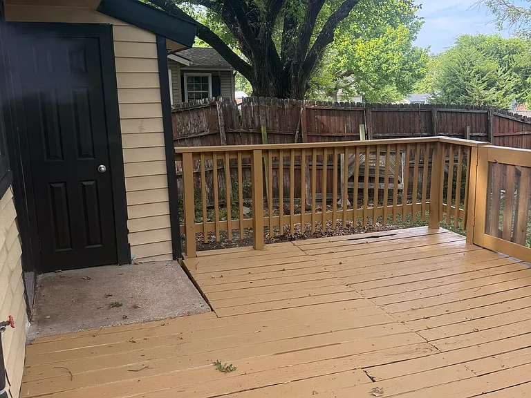 609 S Fannin St — Photo 21