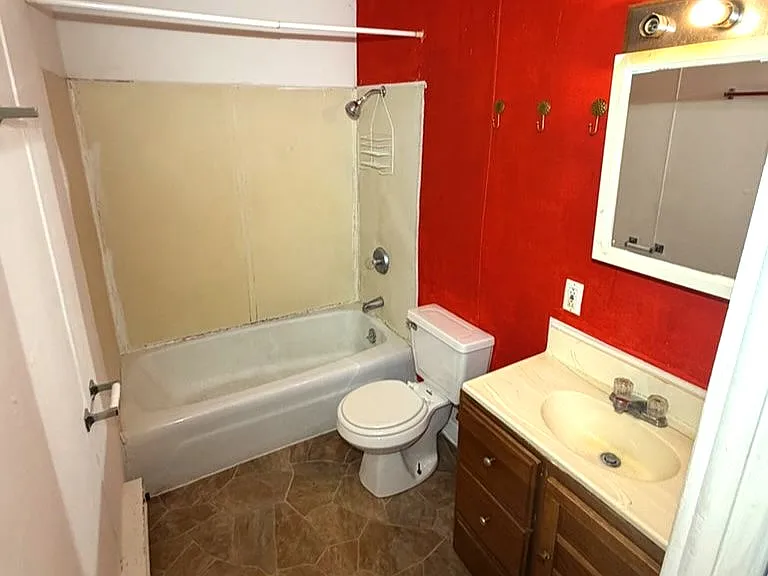 1462 Locust St #1 — Photo 4