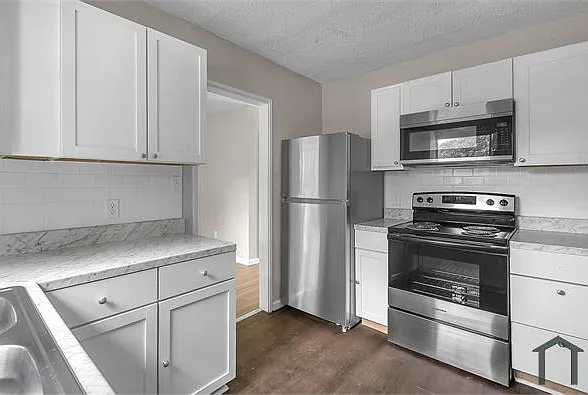 2 bed, 1000 sqft, $1,000 — Photo 2