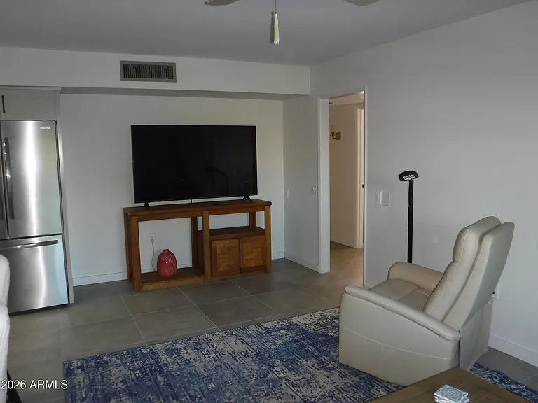 12930 W Seville Dr — Photo 13