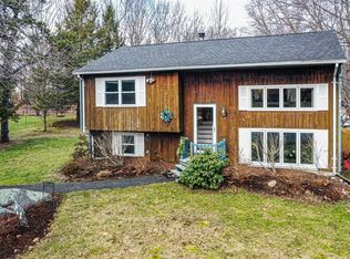 17 Chandler Dr, Coventry, RI 02816