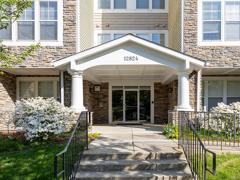 12824 Clarksburg Square Rd #105 — Photo 5