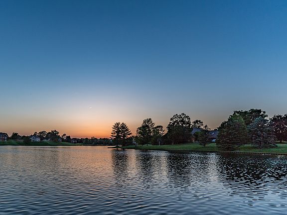 2nd image of 9382 Sunset Lake Dr