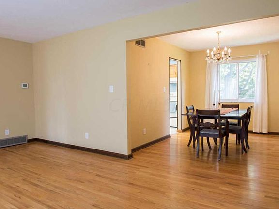 3rd image of 3946 Ravenwood Dr