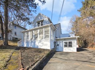 48 Aurora St, Waterbury, CT 06708