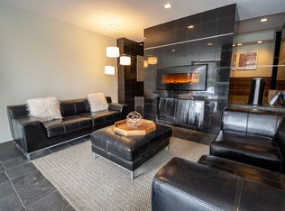 2020 SW Salmon St APT 104, Portland, OR 97205