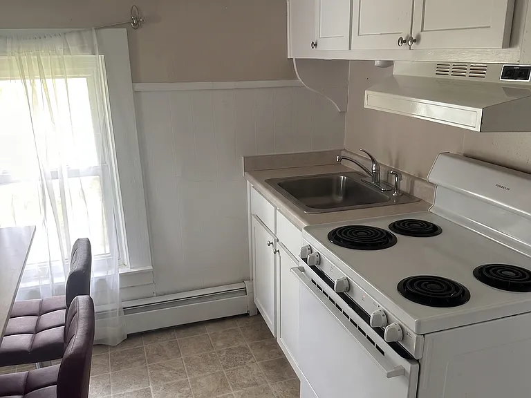 31-33 William St #1 — Photo 7