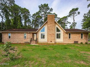 6213 Gondolier Dr, New Bern, NC 28560