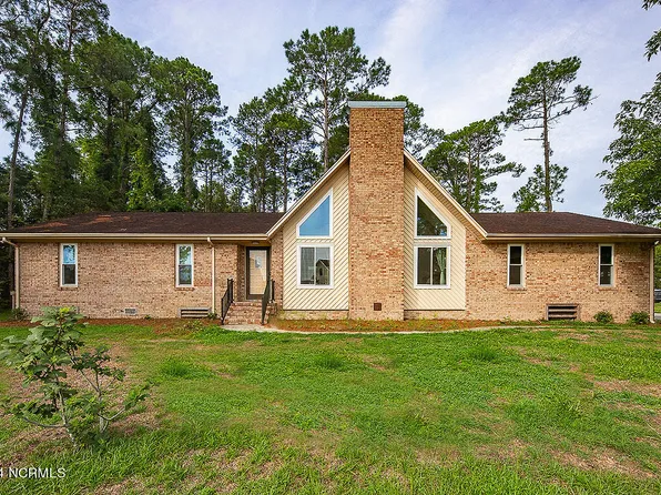 6213 Gondolier Drive, New Bern, NC 28560
