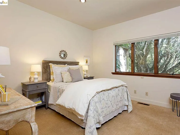 930 Aquarius Way — Photo 24