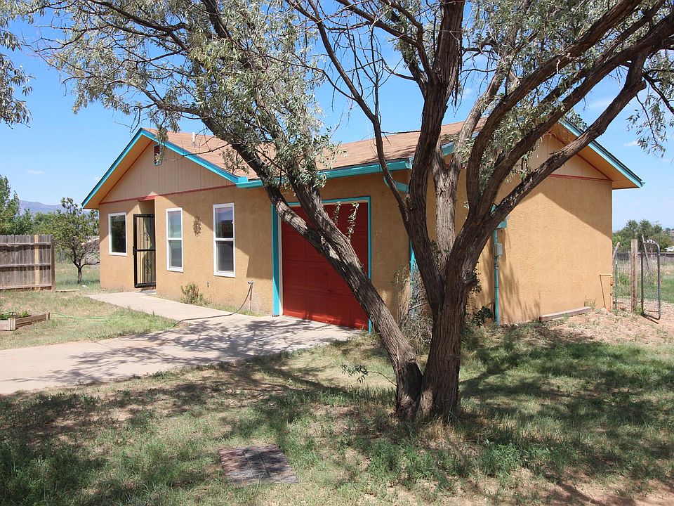 1st image of 46 Roberts Dr