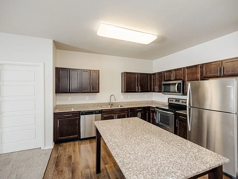Kascade Place Apartments — Photo 78