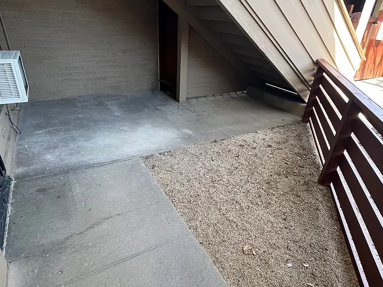 65 Caliente Street — Photo 4