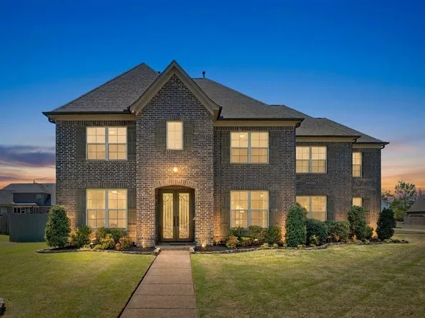 6115 Windsor Oak Dr, Arlington, TN 38002