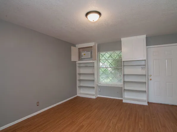 8730 Easy Valley St, San Antonio, TX 78227
