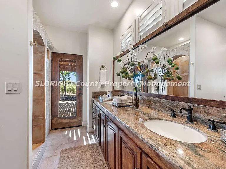 6750 Golden Pheasant Ln — Photo 12