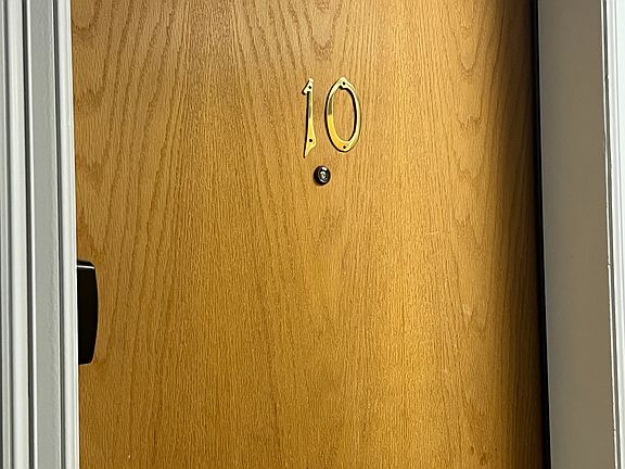 3rd image of 1650 N Pearl St APT 10