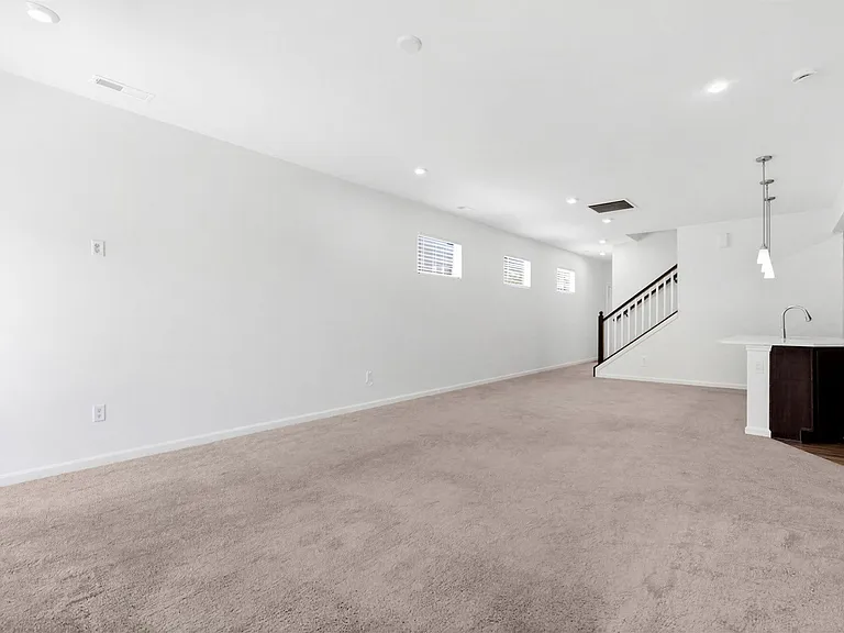 6029 Bluecrest Dr — Photo 18