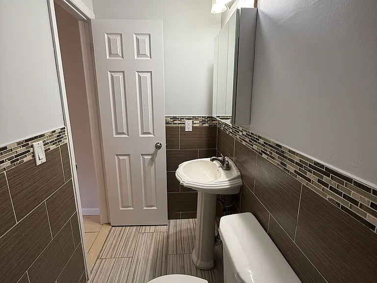 145 Park Ave #5 — Photo 10