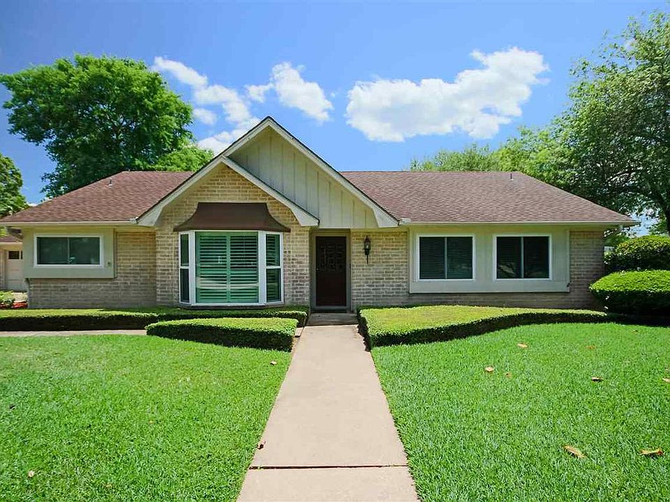 1st image of 6895 Glen Willow Dr
