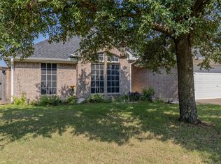 741 Snapper Dr, Burleson, TX 76028