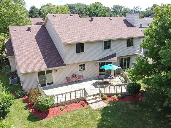 2nd image of 4866 Innsbruck Dr