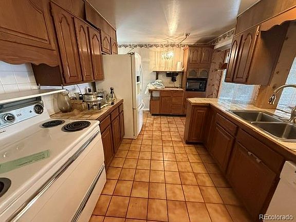 5th image of 6621 S Logan Street