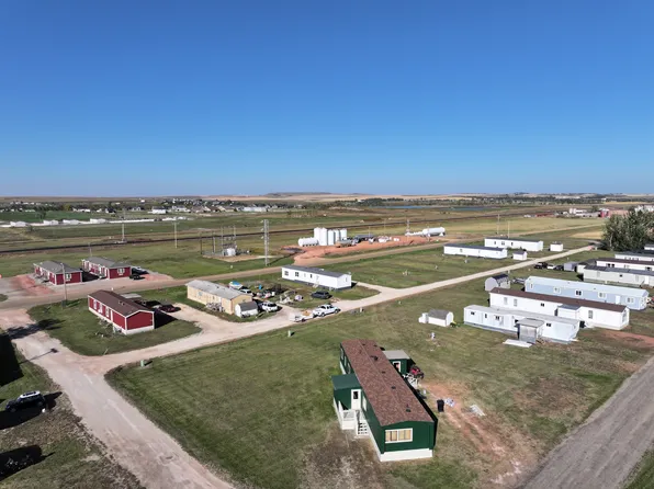 60 2nd St SW #26, South Heart, ND 58655